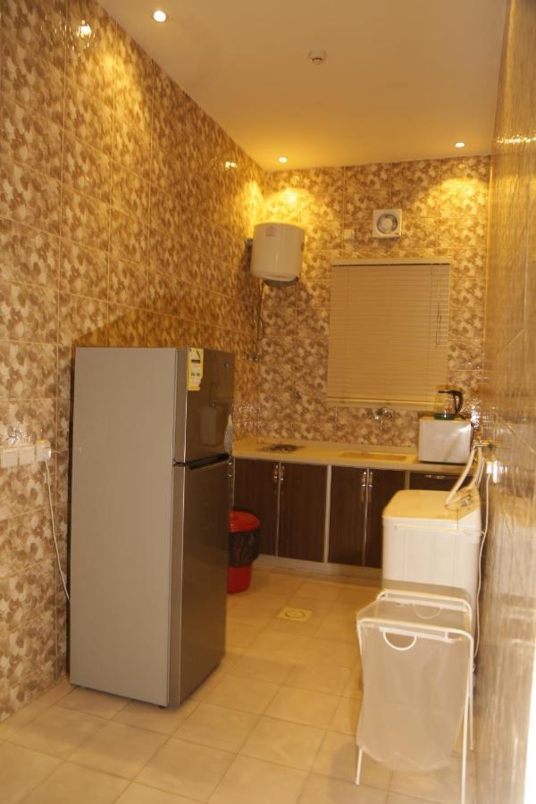Spacious Apartments At Basla St 3 Mins From King Fahd Stadium Riad Exterior foto